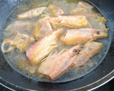 Foto del paso 4 de la receta: Bacalao con langostinos