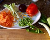 Foto del paso 1 de la receta: Comida para pareja: arrolladito de pollo primaveral