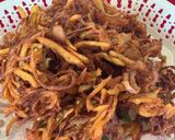 A picture of step 1 of Crispy aloo pakora.