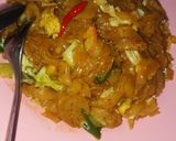 Foto langkah ke 3 dari resep Kwetiau goreng simple.