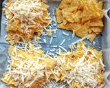 Foto del passaggio 2 della ricetta Nachos al formaggio