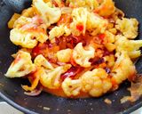 A picture of step 6 of Cauliflower masala 😋😋 (gobhi masala 😋).