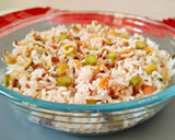 Foto del paso 5 de la receta: Ensalada de arroz tricolor con salazones y encurtidos