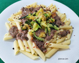 Foto del paso 6 de la receta: Macarrones con salsa de morcilla y crujiente de calabacín
