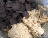 A picture of step 3 of Chocolate Chip Cookies II.