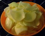 Foto del paso 1 de la receta: Bifes a la plancha de hierro y nidos de cebolla con papas a la española (versión propia)