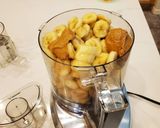 A picture of step 2 of Organic Banana Peanut Butter Ice Cream.