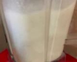 A picture of step 2 of Garri smoothie.