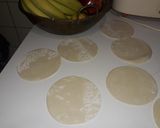 Foto del paso 2 de la receta: Capelettis con masa de empanadas