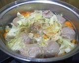 Foto langkah ke 2 dari resep Bakso Kuah rasa Soto.