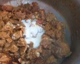 A picture of step 5 of Gosht aloo.