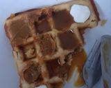 A picture of step 5 of 10 mins breakfast Lotus waffles for sunny days.