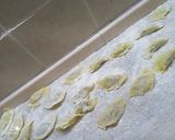 Foto del passaggio 4 della ricetta Ravioli di broccolo romano