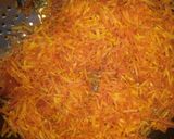 A picture of step 1 of Gajar no halwo.