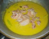 Foto langkah ke 4 dari resep Ayam Kemangi Bumbu Kuning.
