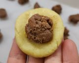 Foto del paso 5 de la receta: 🍪🥜🍫Galletitas rellenas de chocolate con maní 🍫🥜🍪