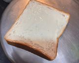 A picture of step 3 of Cheese spread roll.