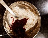 A picture of step 3 of Beet root raita.