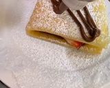 A picture of step 1 of 3 ingredients crepes.