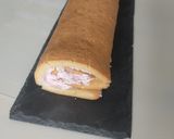 Une image de l'étape 5 de Roulé à la framboise.
