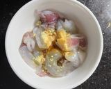 Hình bước làm 2 của món Chạo Tôm Mực Cho Bé Ăn Thô Tốt