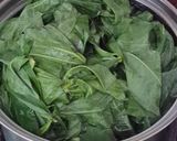 Foto langkah ke 1 dari resep Gulai Daun Singkong Khas Padang.