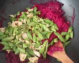 รูปขั้นตอนการทำที่ 6 ของ ผัดหมี่สีทับทิม #บีทรูท Stir-fried Ruby Bihun Rice Noodle #beet