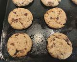 A picture of step 3 of Easter special Vanilla Choco Chip cookies.