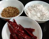 A picture of step 2 of Fish curry.