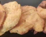 A picture of step 4 of Aloo pakora.