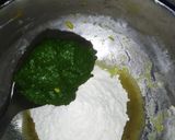 हल्दी बथुआ पराठा (Haldi bathua paratha recipe in Hindi) रेसिपी चरण 2 फोटो