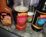A picture of step 1 of Chinese rice with chicken Chilli.