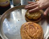 A picture of step 6 of Chicken burger.