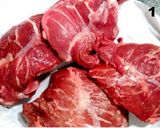Foto del paso 2 de la receta Carrilleras de cerdo al vino tinto