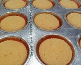 A picture of step 7 of Vanilla cupcakes.
