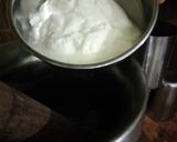 A picture of step 1 of Malai wali Lassi.