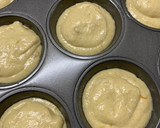 Foto del paso 5 de la receta: Muffins de banana rellenos con dulce de leche y nuez súper húmedos y esponjosos