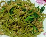 Foto langkah ke 5 dari resep Mie Goreng Chinese ala Mami Helen.