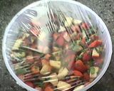 A picture of step 2 of Fruit Salsa.