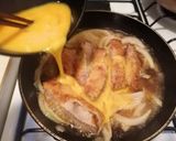 Foto del paso 5 de la receta: Katsudon (Milanesa de cerdo con arroz)