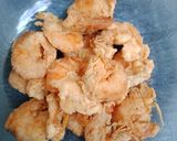 Foto langkah ke 3 dari resep Udang goreng tepung.