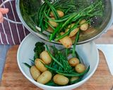 A picture of step 27 of Salmon & Pesto-Dressed Vegetables.