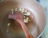 Hình bước làm 2 của món Rau muống xào tỏi