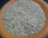 A picture of step 3 of Namkeen sevaiya.