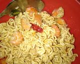 Foto langkah ke 2 dari resep Mie telor udang.