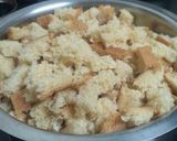 A picture of step 1 of Bread Upma.