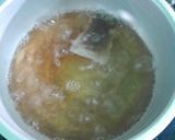 Foto langkah ke 2 dari resep Es Teh Lemon Selasih.