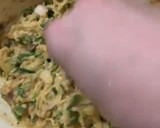 A picture of step 2 of Jhat phat Spring Onion Pakoray.