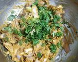 कांदा भाजी (kanda bhaji recipe in HIndi) रेसिपी चरण 2 फोटो