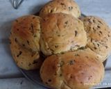 A picture of step 5 of Pudina buns pav.